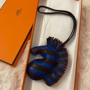 New Hermes Gee gee Savannah Zebra Charm Leather Bag Tag Navy